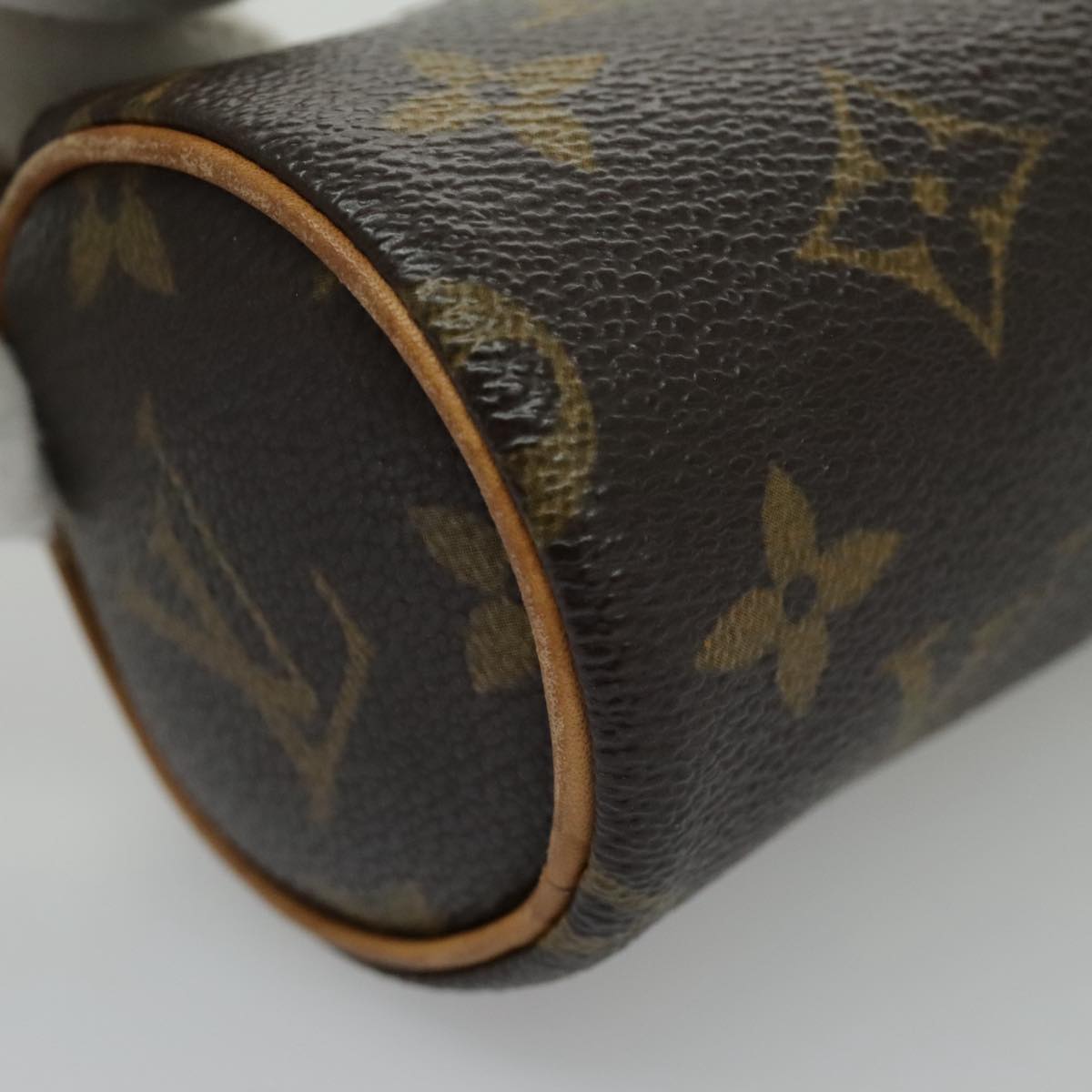 LOUIS VUITTON Monogram Papillon Pouch LV Auth 97142