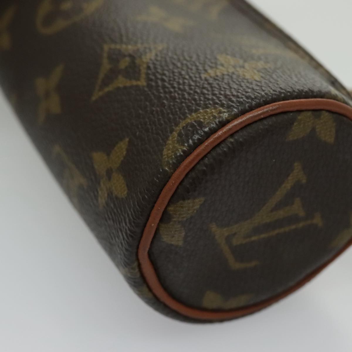 LOUIS VUITTON Monogram Papillon Pouch LV Auth 97149