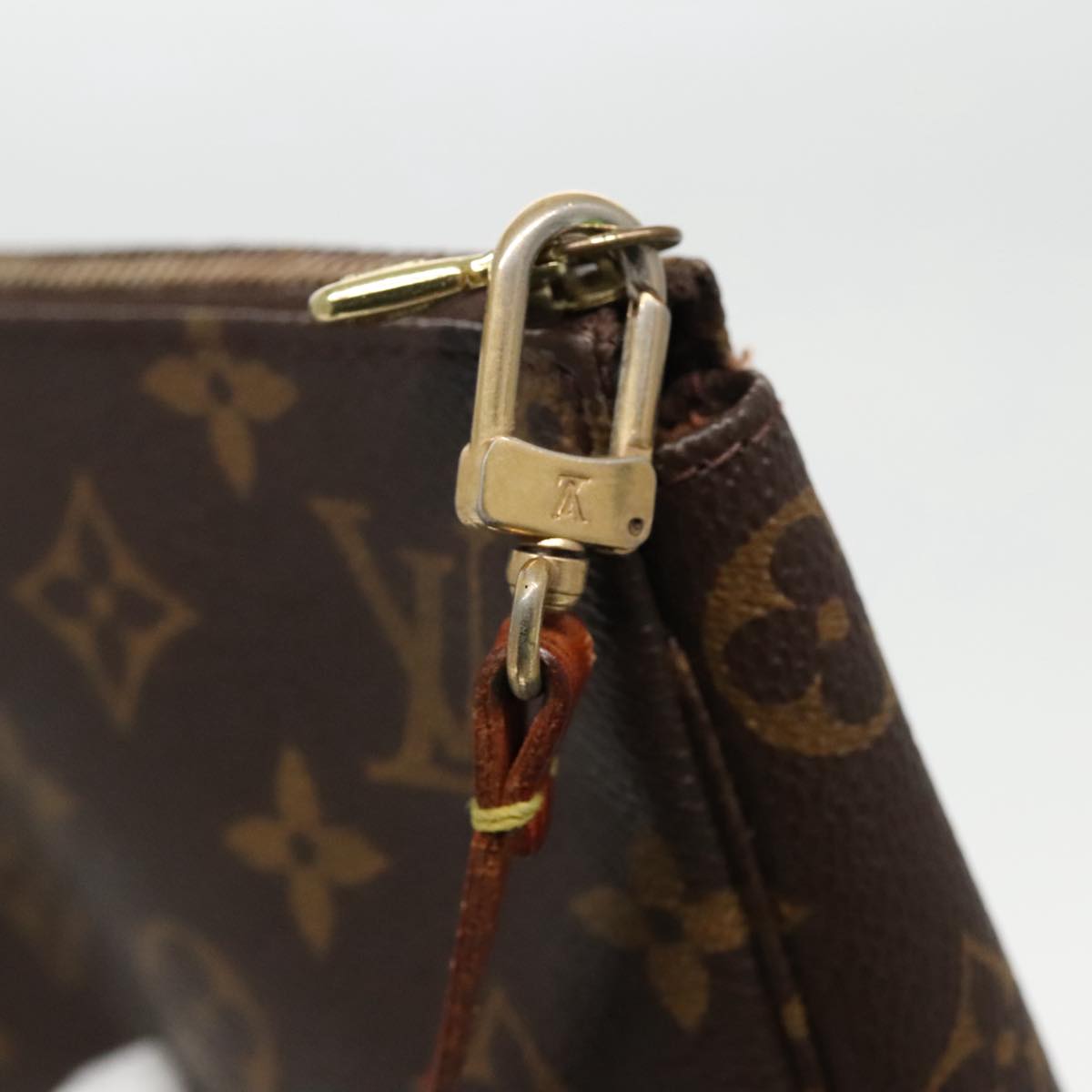 LOUIS VUITTON Monogram Pochette Accessoires Pouch M51980 LV Auth 97188