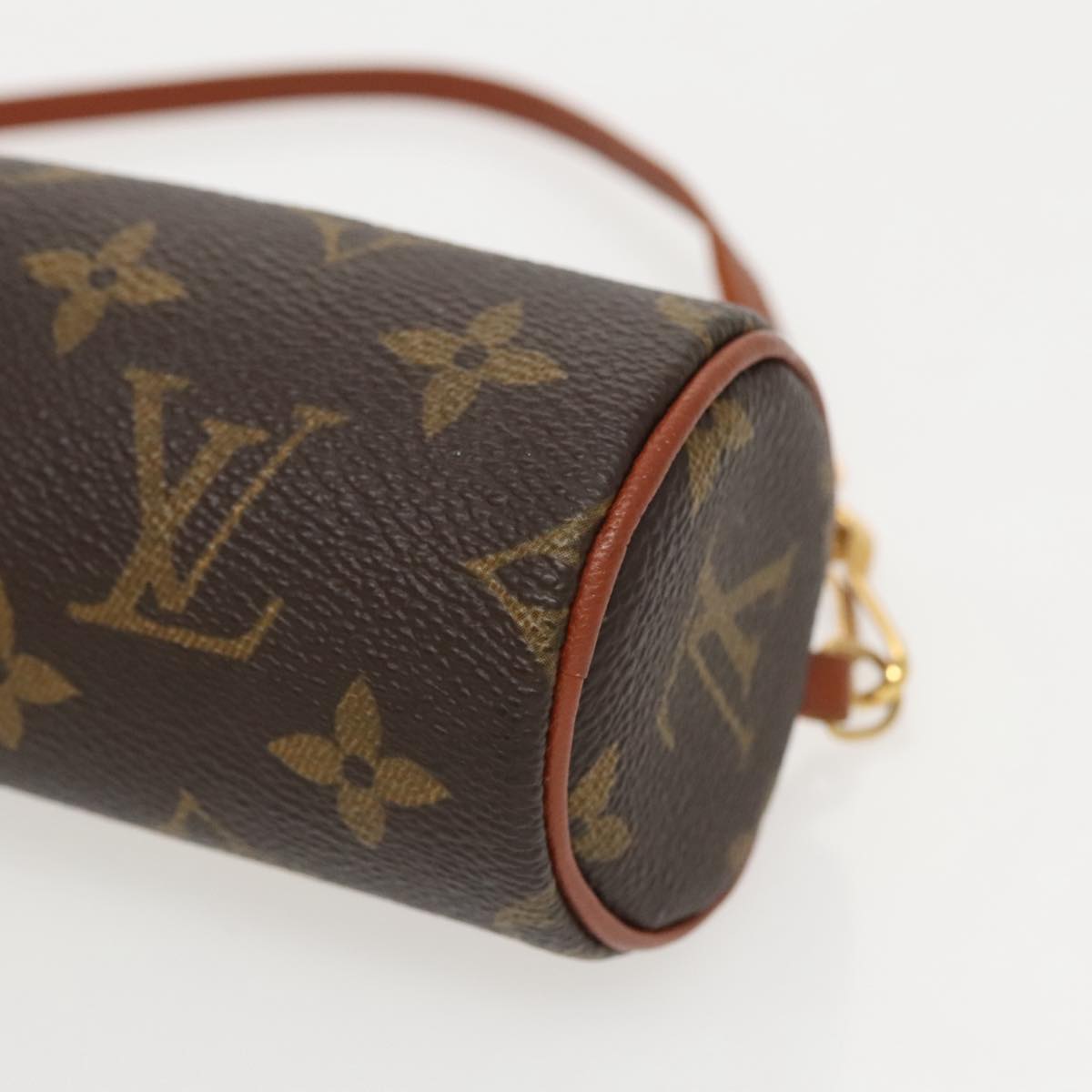 LOUIS VUITTON Monogram Papillon Pouch Pouch LV Auth 97246