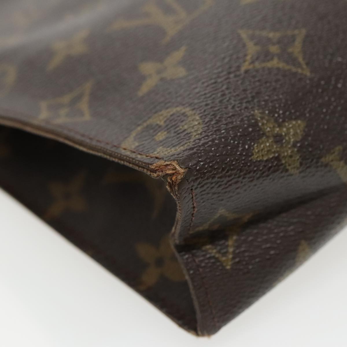 LOUIS VUITTON Monogram Poche Toilette 26 Pouch M47542 LV Auth 97274