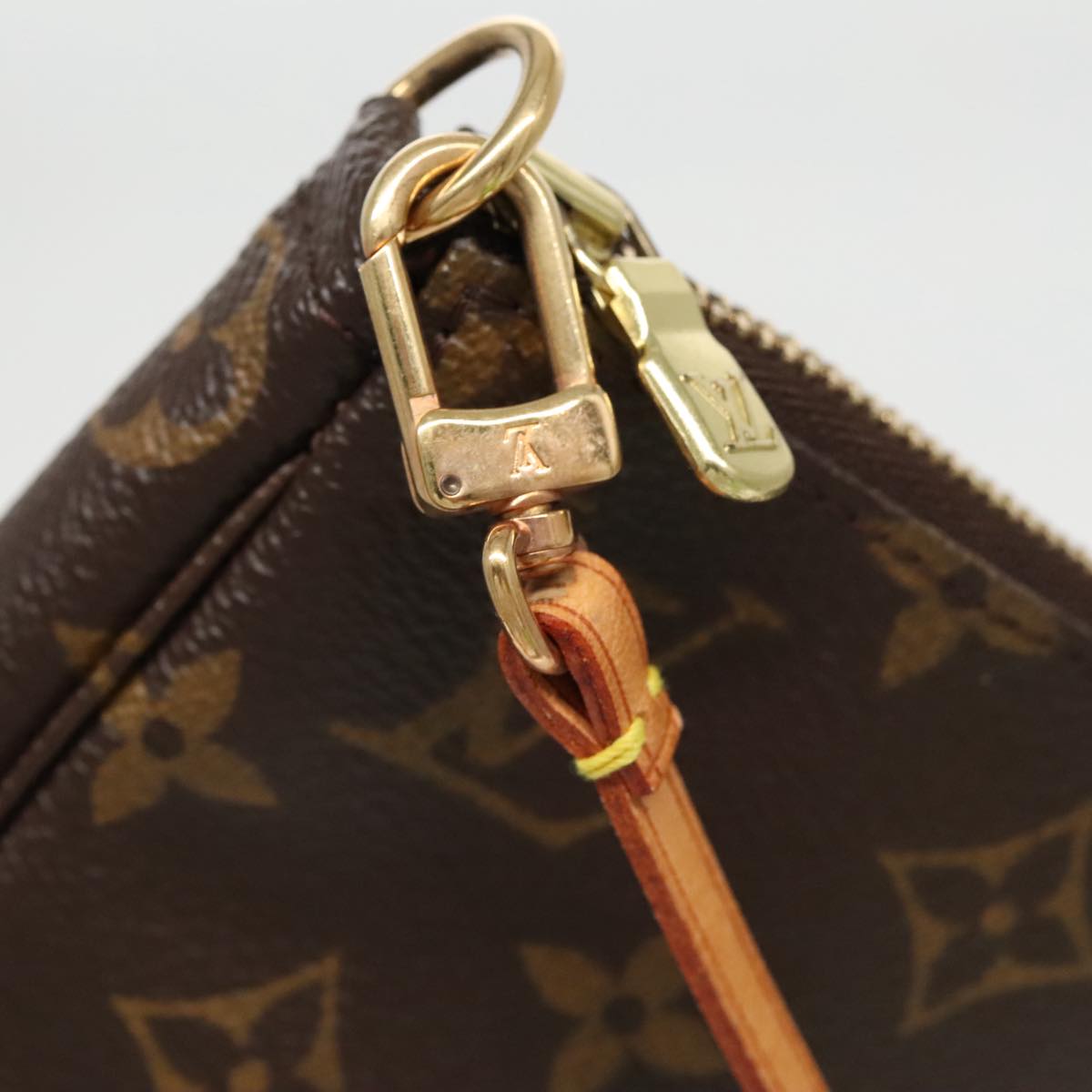 LOUIS VUITTON Monogram Pochette Accessoires Pouch M51980 LV Auth 97293