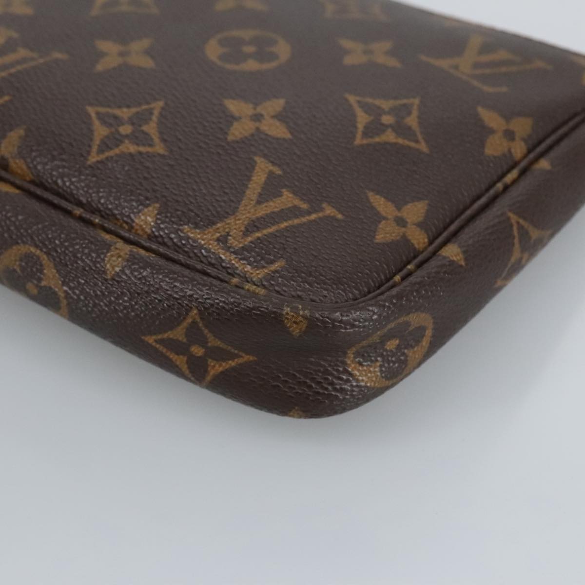 LOUIS VUITTON Monogram Pochette Accessoires Pouch M51980 LV Auth 97330