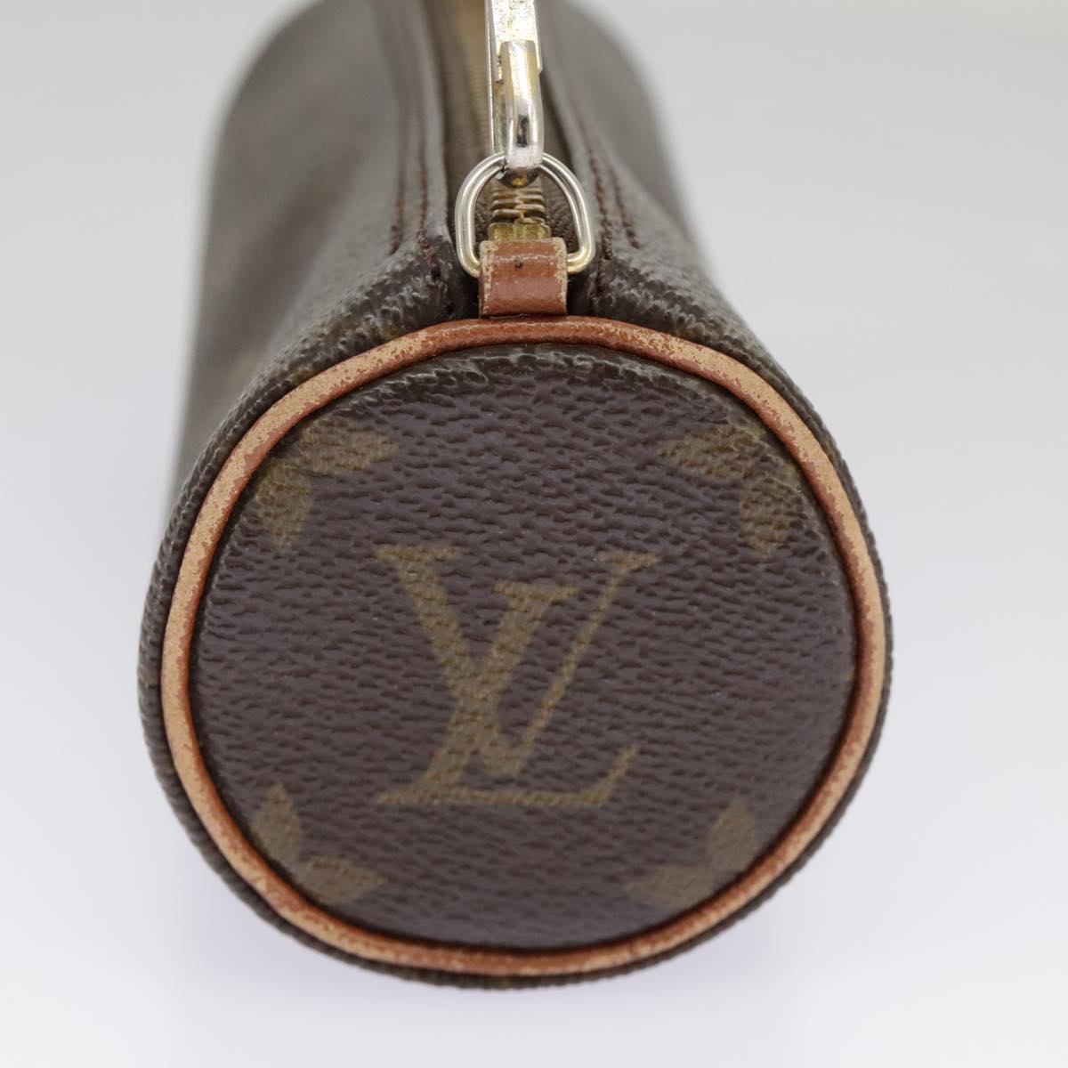 LOUIS VUITTON Monogram Papillon Pouch LV Auth 97335