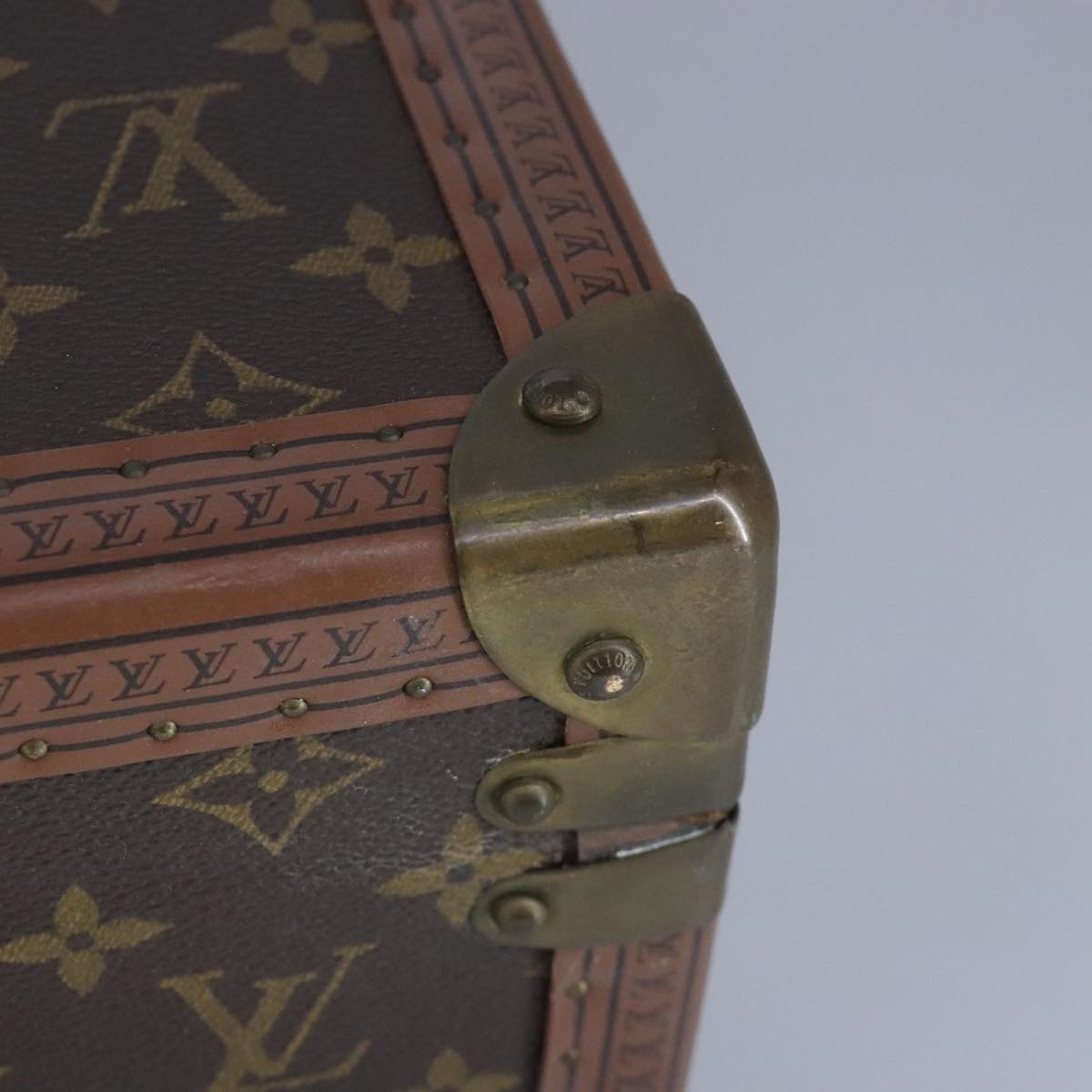 LOUIS VUITTON Monogram Bisten 50 Trunk M21328 LV Auth 97363A
