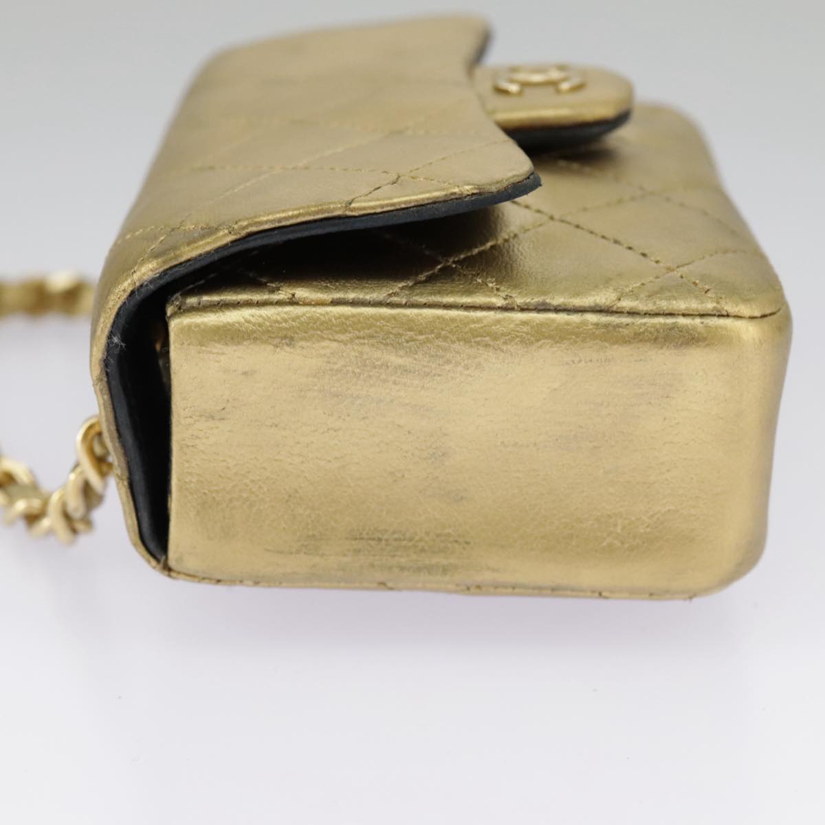 CHANEL Matelasse Hand Bag Leather Gold CC Auth 97386