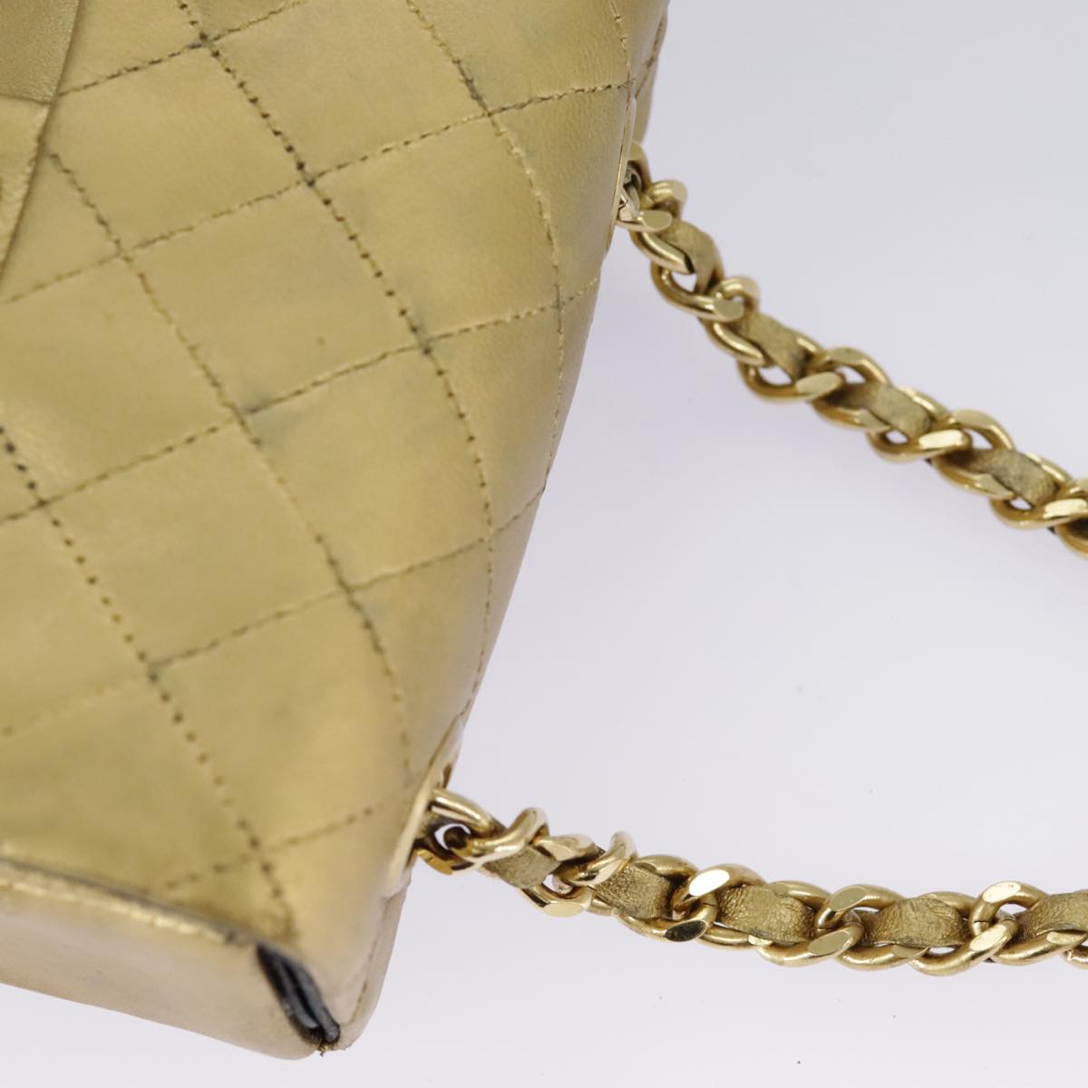 CHANEL Matelasse Hand Bag Leather Gold CC Auth 97386