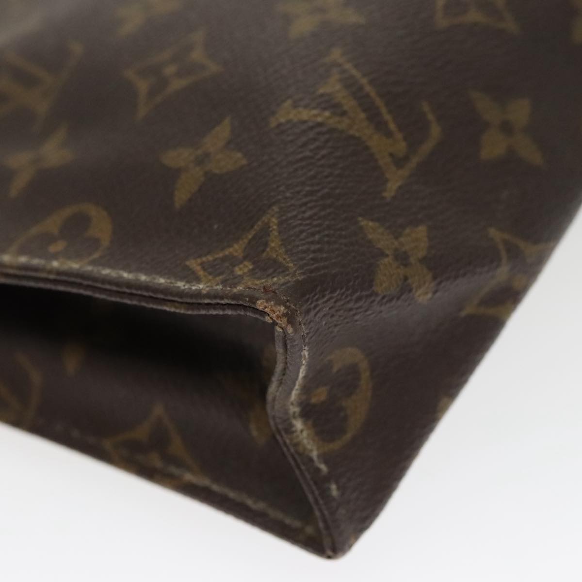 LOUIS VUITTON Monogram Poche Toilette 26 Pouch M47542 LV Auth 97561