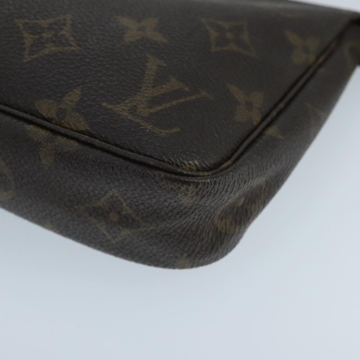 LOUIS VUITTON Monogram Pochette Accessoires Pouch M51980 LV Auth 97653