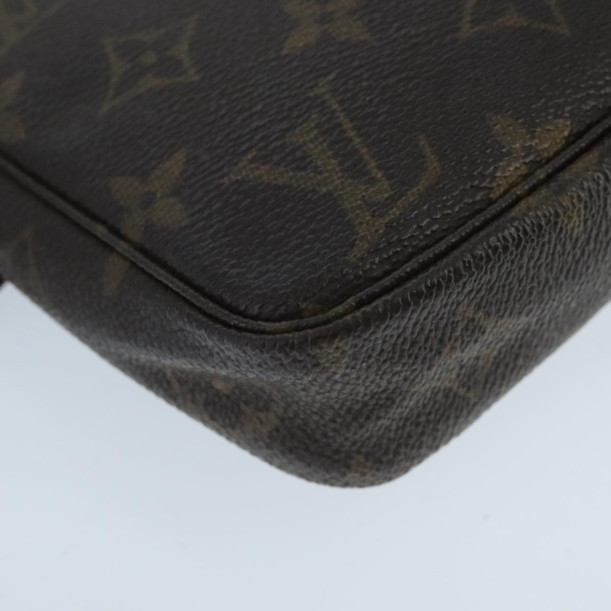 LOUIS VUITTON Monogram Pochette Accessoires Pouch M51980 LV Auth 97653