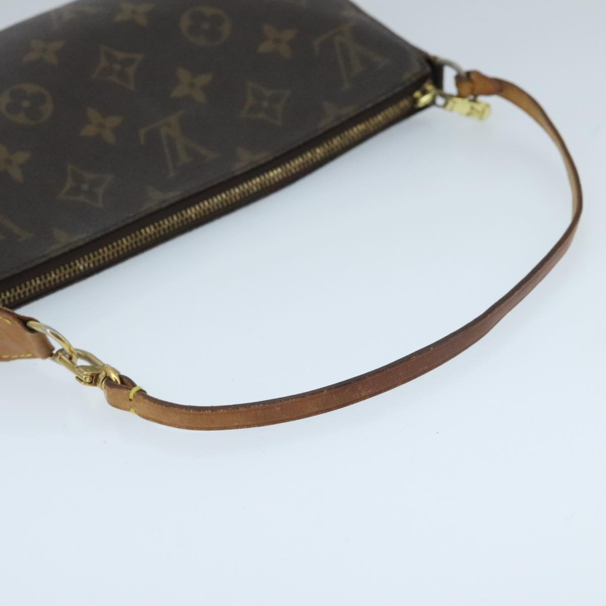 LOUIS VUITTON Monogram Pochette Accessoires Pouch M51980 LV Auth 97653