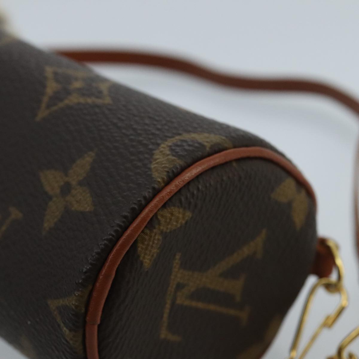 LOUIS VUITTON Monogram Papillon Pouch Pouch Vintage LV Auth 97716