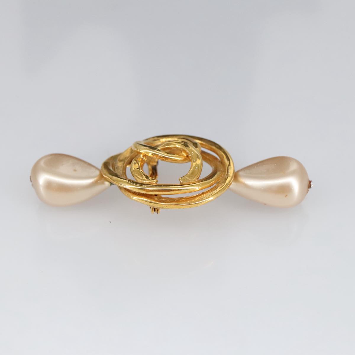 CHANEL COCO Mark Brooch metal Gold CC Auth 97757