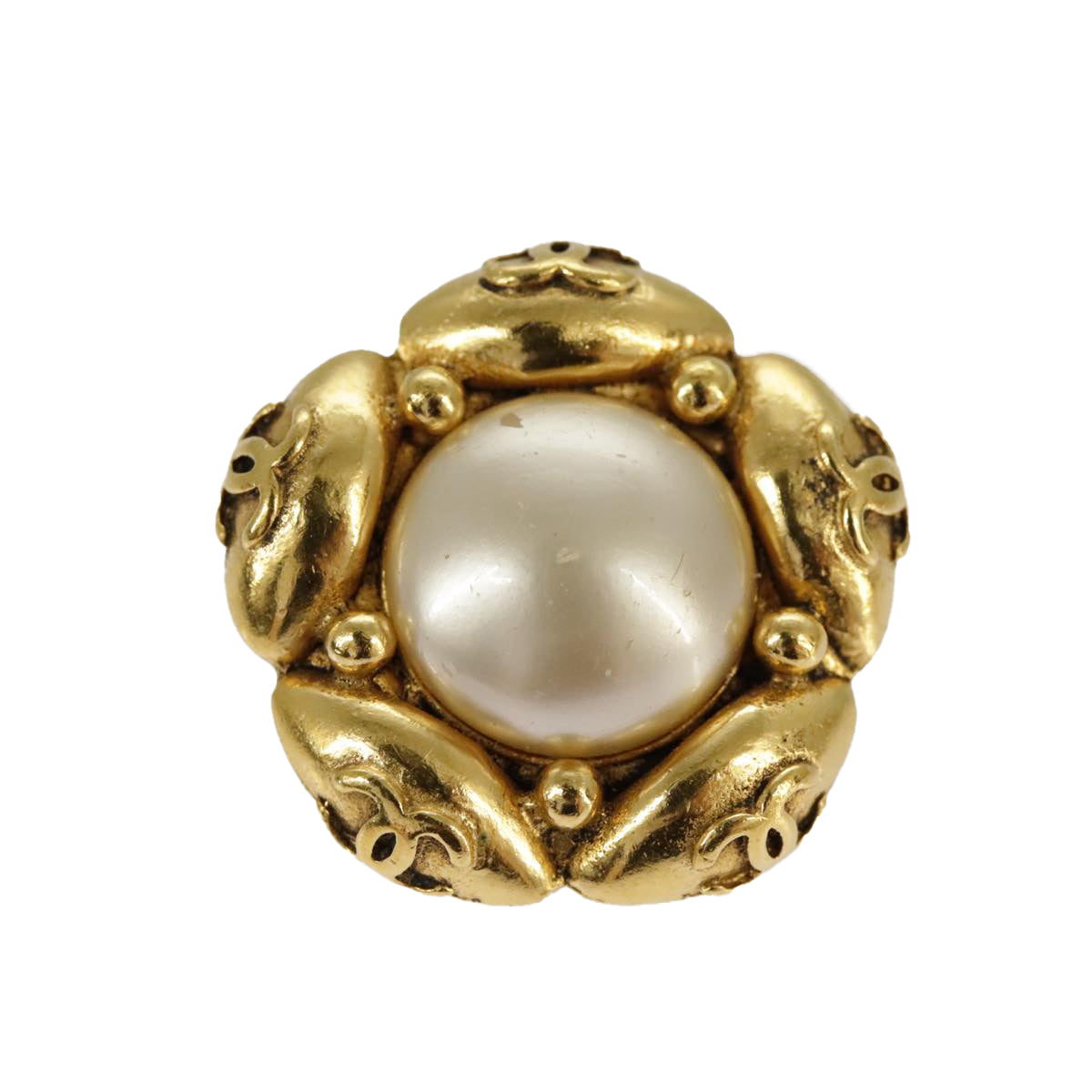 CHANEL Pearl Earring metal Gold CC Auth 97762