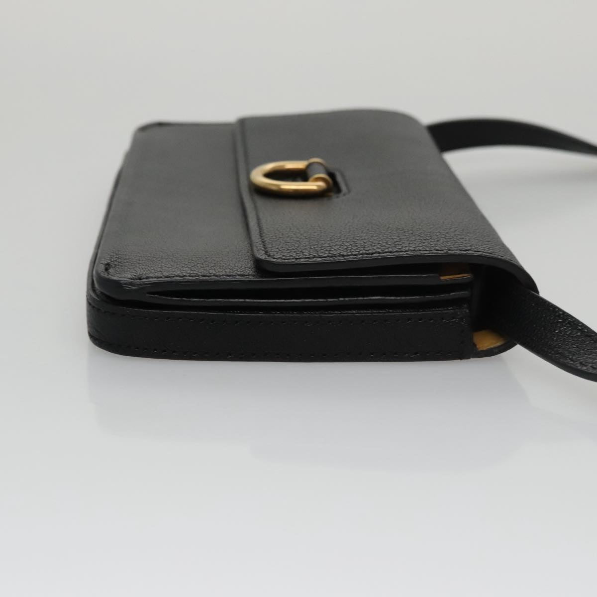 BURBERRY Shoulder Bag Leather Black Auth 97782