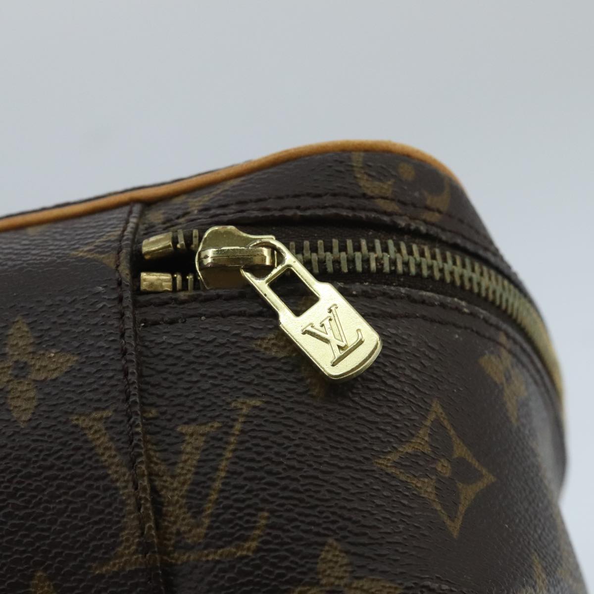 LOUIS VUITTON Monogram Trousse Boite Cosmetic Pouch M47640 LV Auth 97802