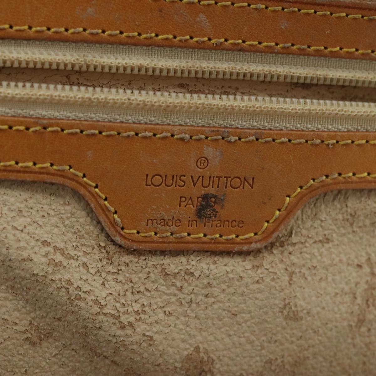 LOUIS VUITTON Monogram Trousse Boite Cosmetic Pouch M47640 LV Auth 97802