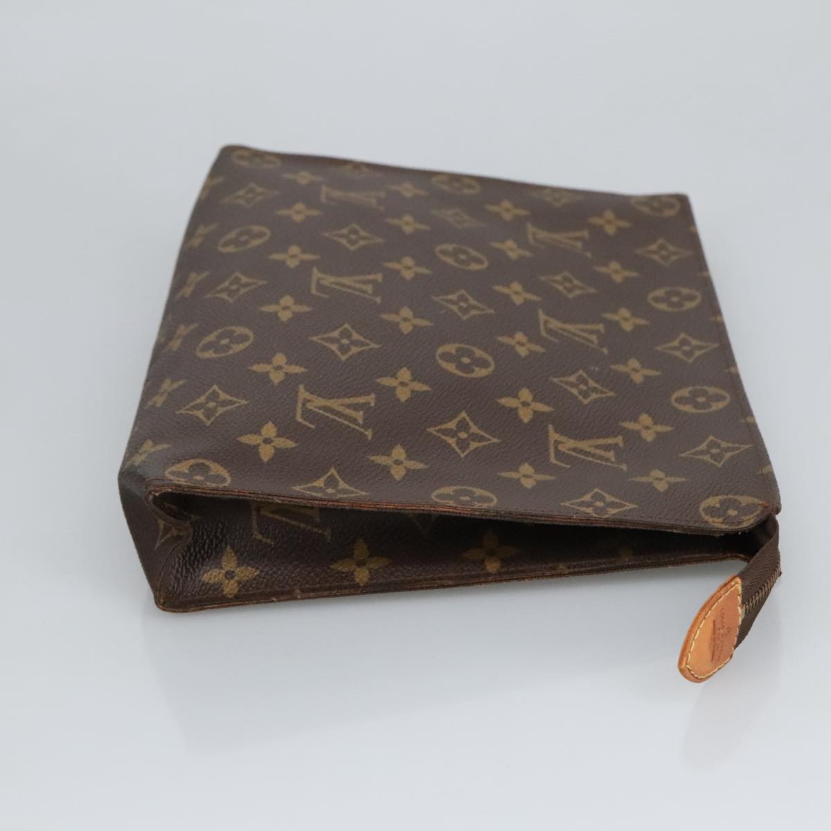 LOUIS VUITTON Monogram Poche Toilette 26 Pouch M47542 LV Auth 97872