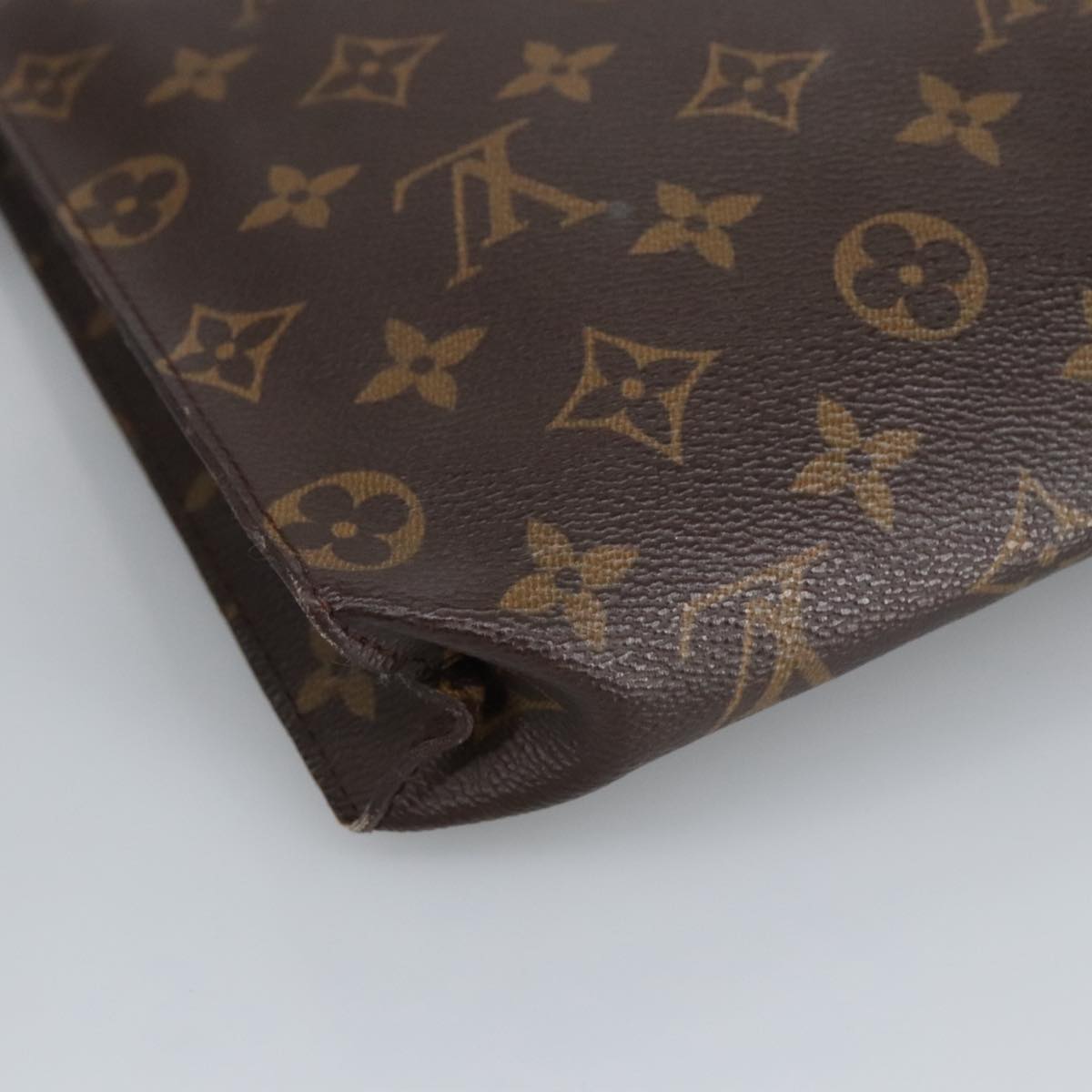 LOUIS VUITTON Monogram Poche Toilette 26 Pouch M47542 LV Auth 97876