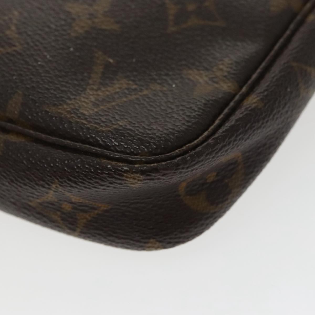 LOUIS VUITTON Monogram Pochette Accessoires Pouch M51980 LV Auth 97881