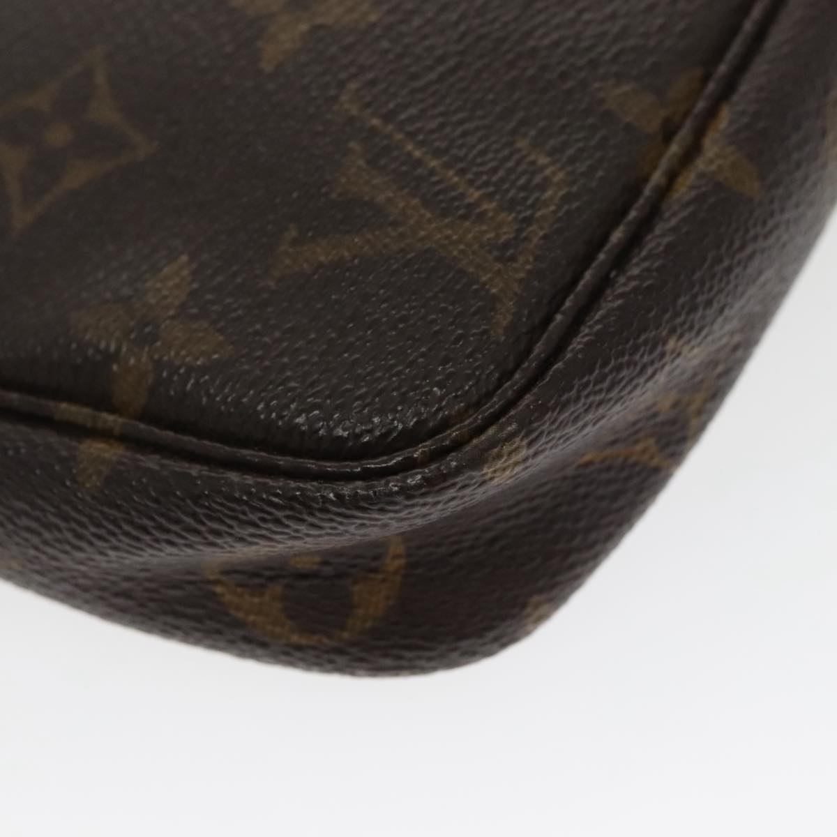 LOUIS VUITTON Monogram Pochette Accessoires Pouch M51980 LV Auth 97881