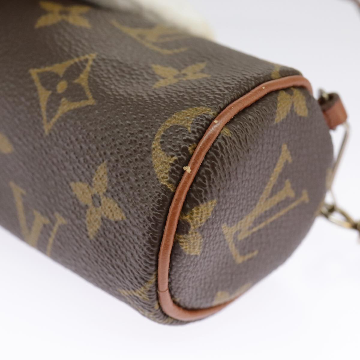 LOUIS VUITTON Monogram Papillon Pouch LV Auth 97892