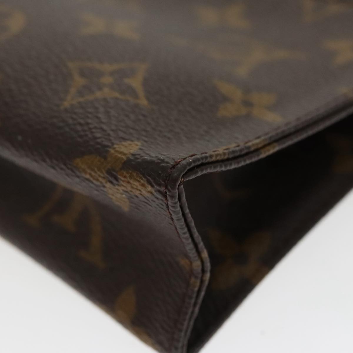 LOUIS VUITTON Monogram Poche Toilette 15 Pouch M47546 LV Auth 97893