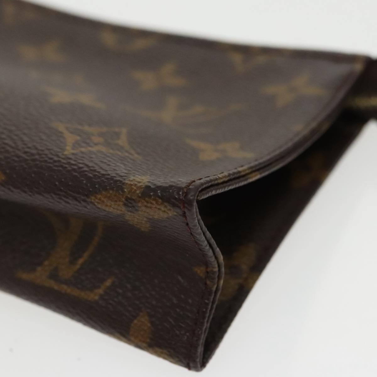 LOUIS VUITTON Monogram Poche Toilette 15 Pouch M47546 LV Auth 97893