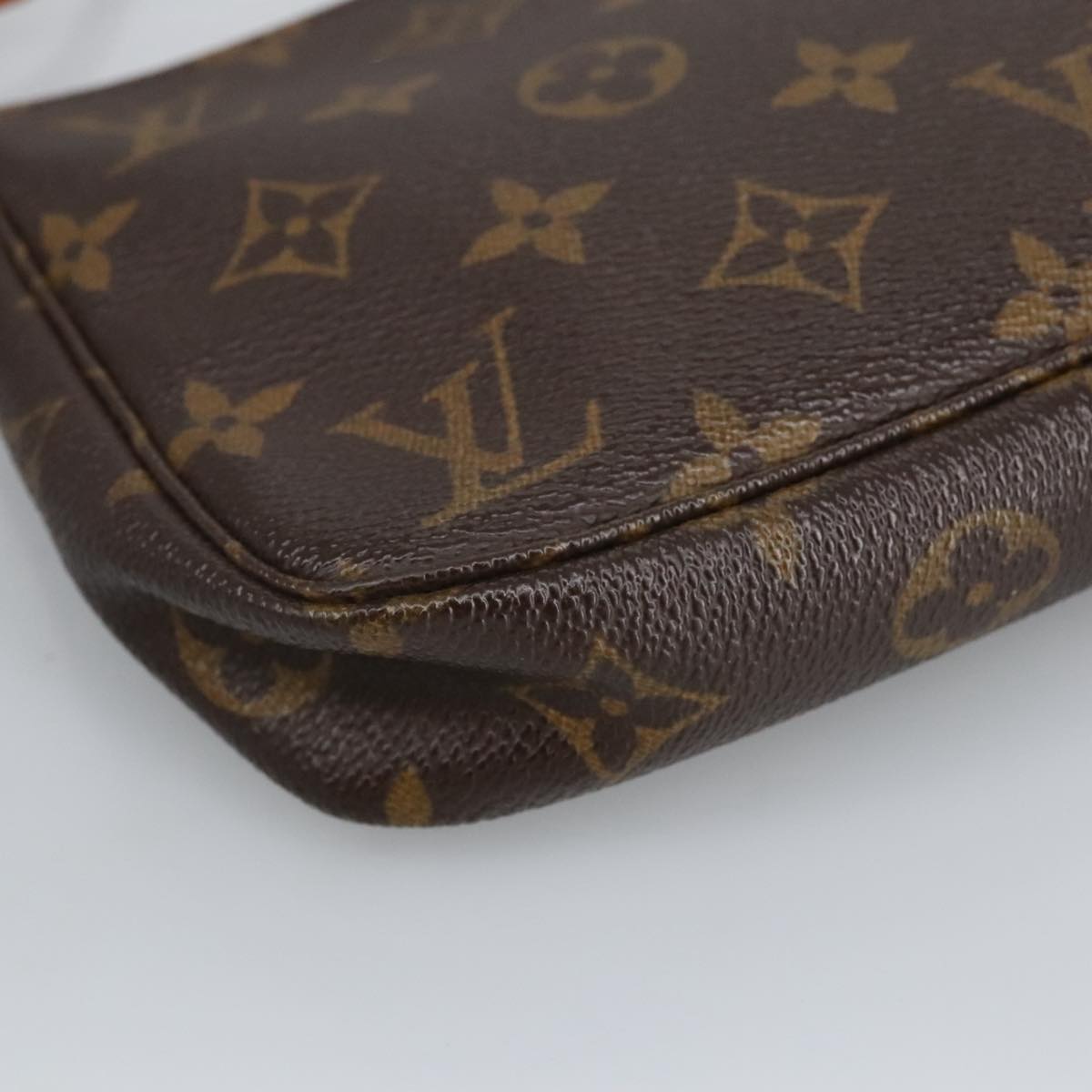 LOUIS VUITTON Monogram Pochette Accessoires Pouch M51980 LV Auth 97900