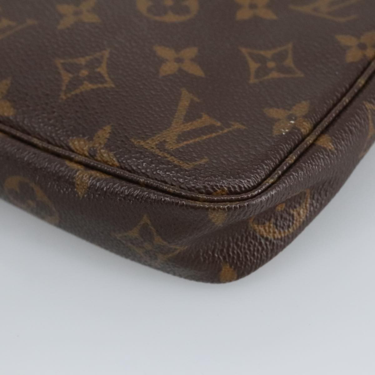 LOUIS VUITTON Monogram Pochette Accessoires Pouch M51980 LV Auth 97906