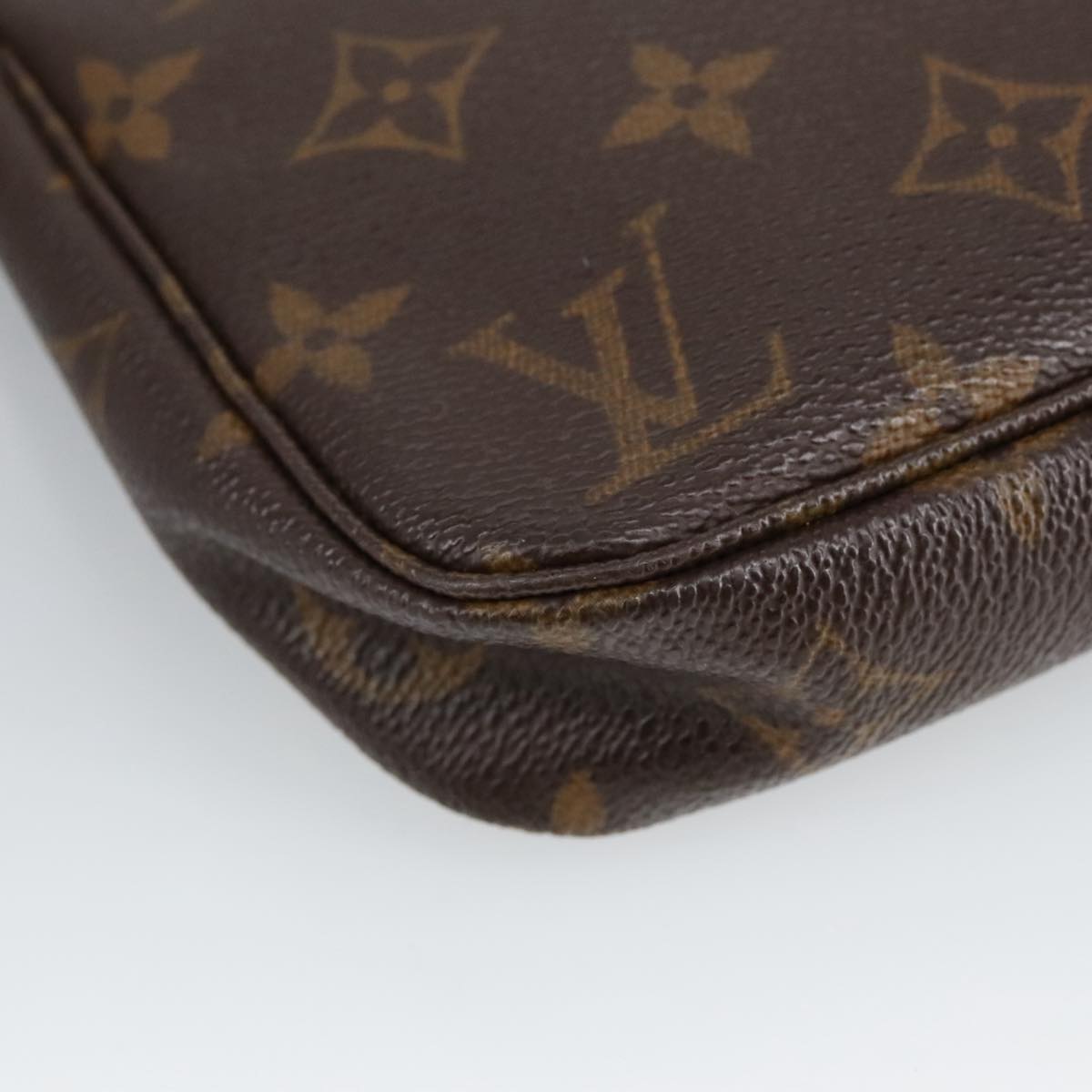 LOUIS VUITTON Monogram Pochette Accessoires Pouch M51980 LV Auth 97906