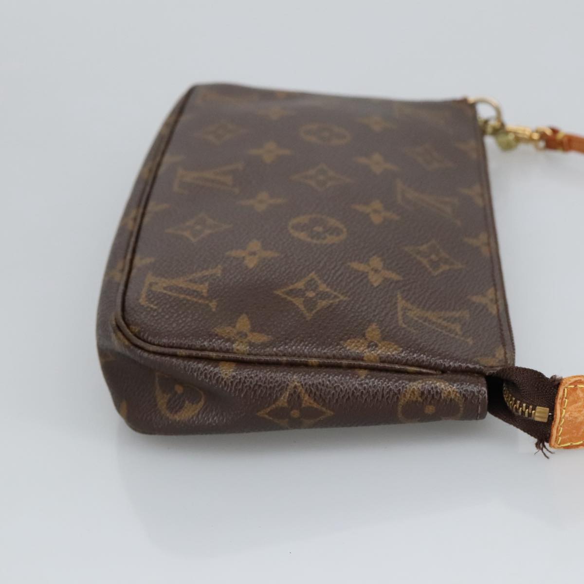 LOUIS VUITTON Monogram Pochette Accessoires Pouch M51980 LV Auth 97906