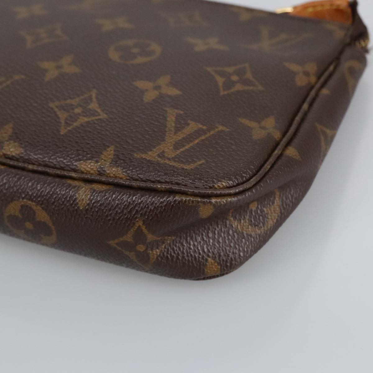 LOUIS VUITTON Monogram Pochette Accessoires Pouch M51980 LV Auth 97906