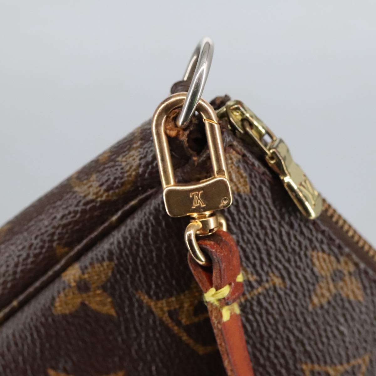 LOUIS VUITTON Monogram Pochette Accessoires Pouch M51980 LV Auth 97926