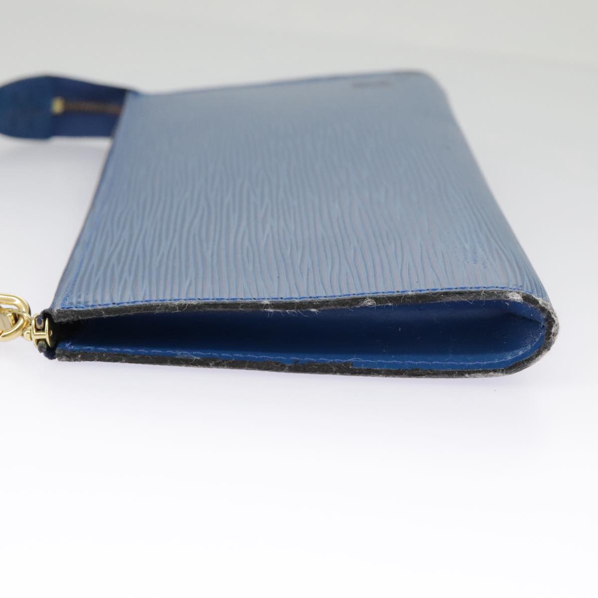 LOUIS VUITTON Epi Pochette Accessoires Pouch Blue M52985 LV Auth 97927