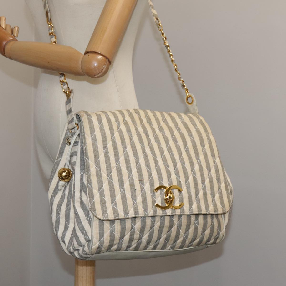 CHANEL Matelasse Big COCO Mark Chain Shoulder Bag Canvas Gray Gold CC Auth 97974