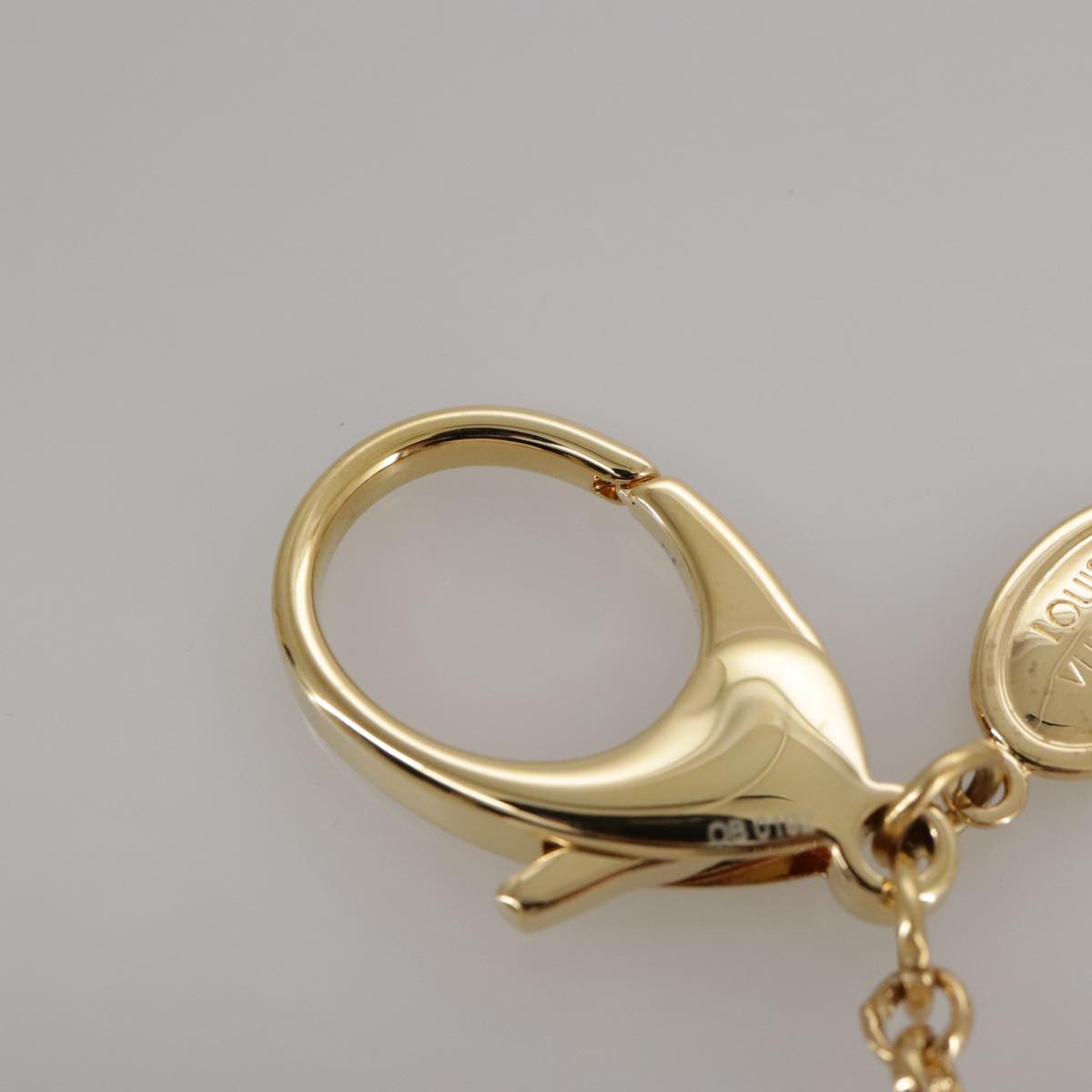 LOUIS VUITTON Bijoux Sac Carrousel Charm metal Gold M66782 LV Auth 97979SA