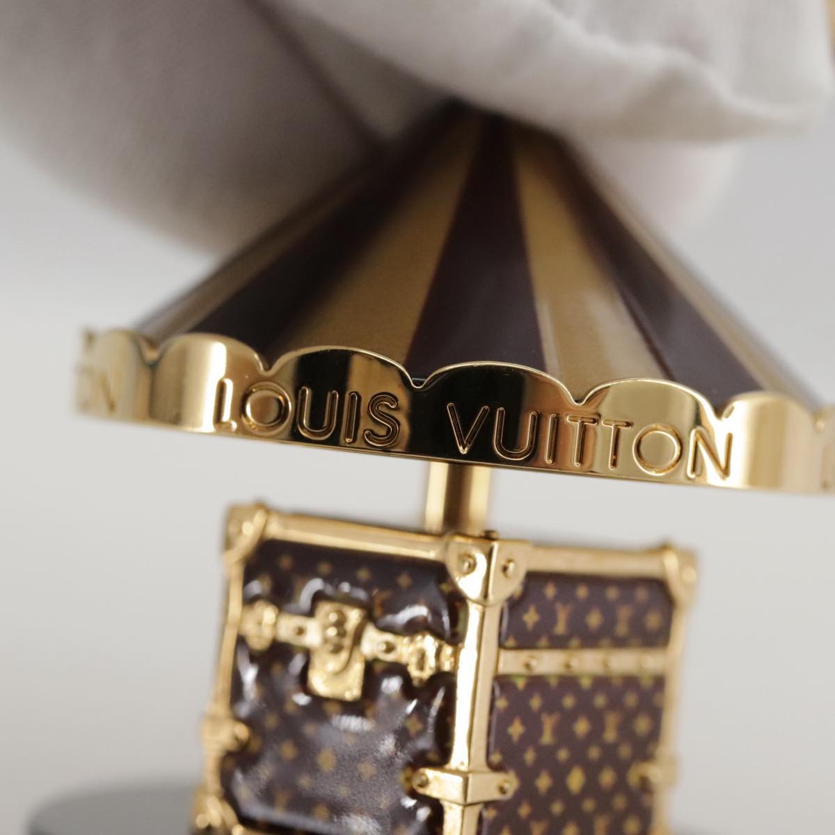 LOUIS VUITTON Bijoux Sac Carrousel Charm metal Gold M66782 LV Auth 97979SA