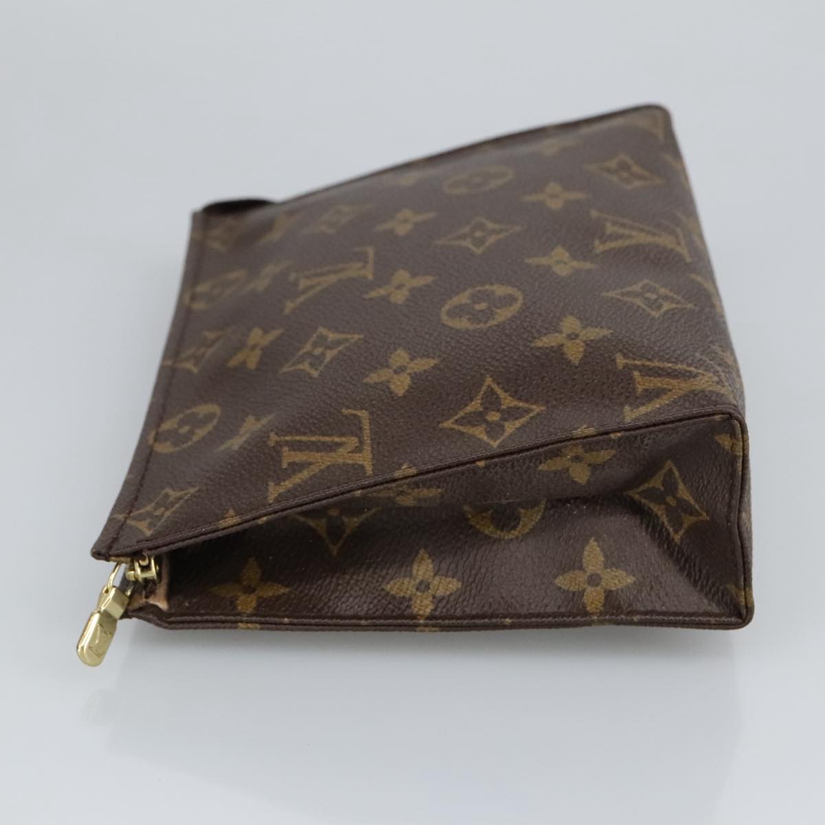 LOUIS VUITTON Monogram Poche Toilette 19 Pouch M47544 LV Auth 98017