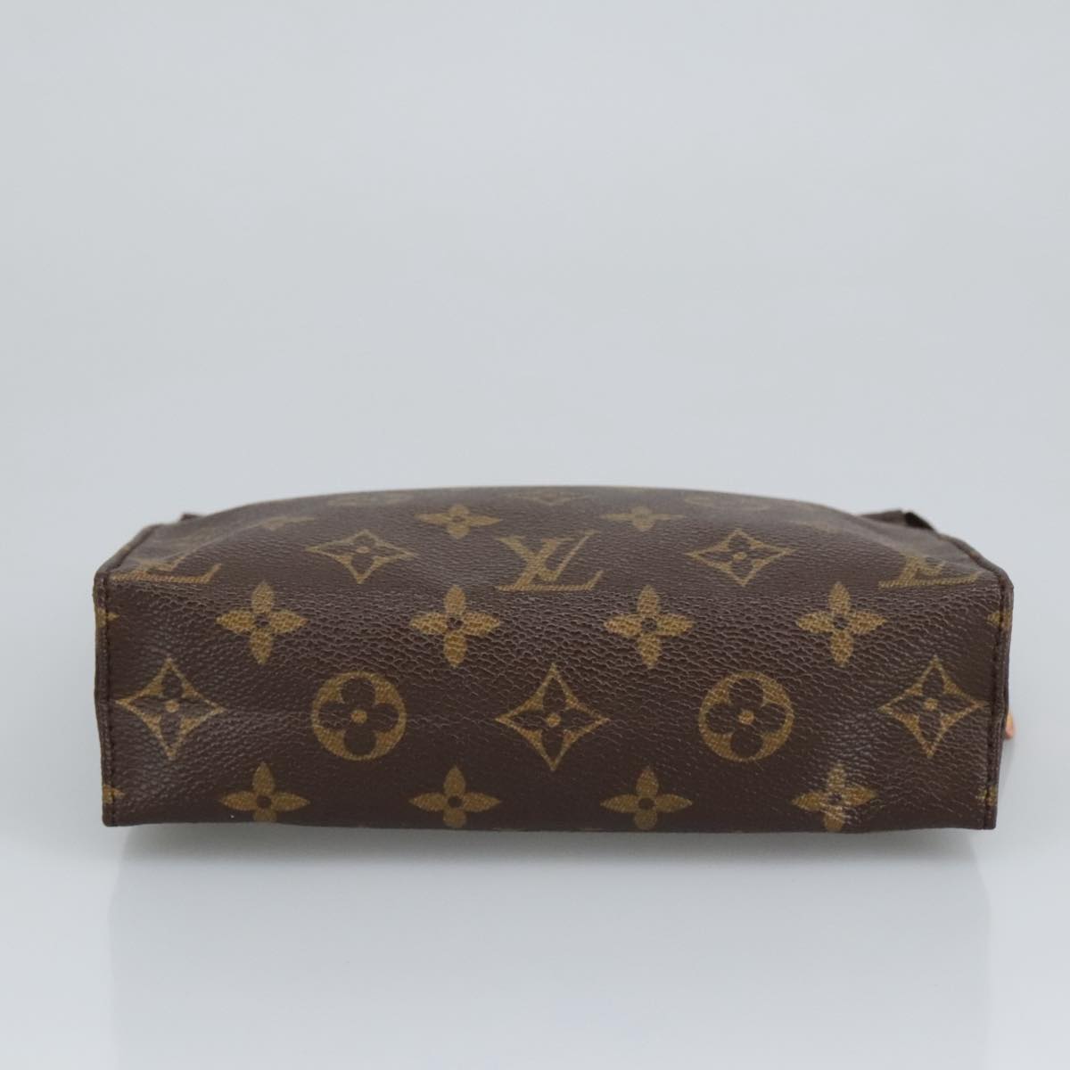 LOUIS VUITTON Monogram Poche Toilette 19 Pouch M47544 LV Auth 98017