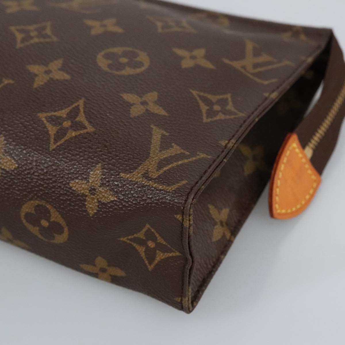 LOUIS VUITTON Monogram Poche Toilette 19 Pouch M47544 LV Auth 98017