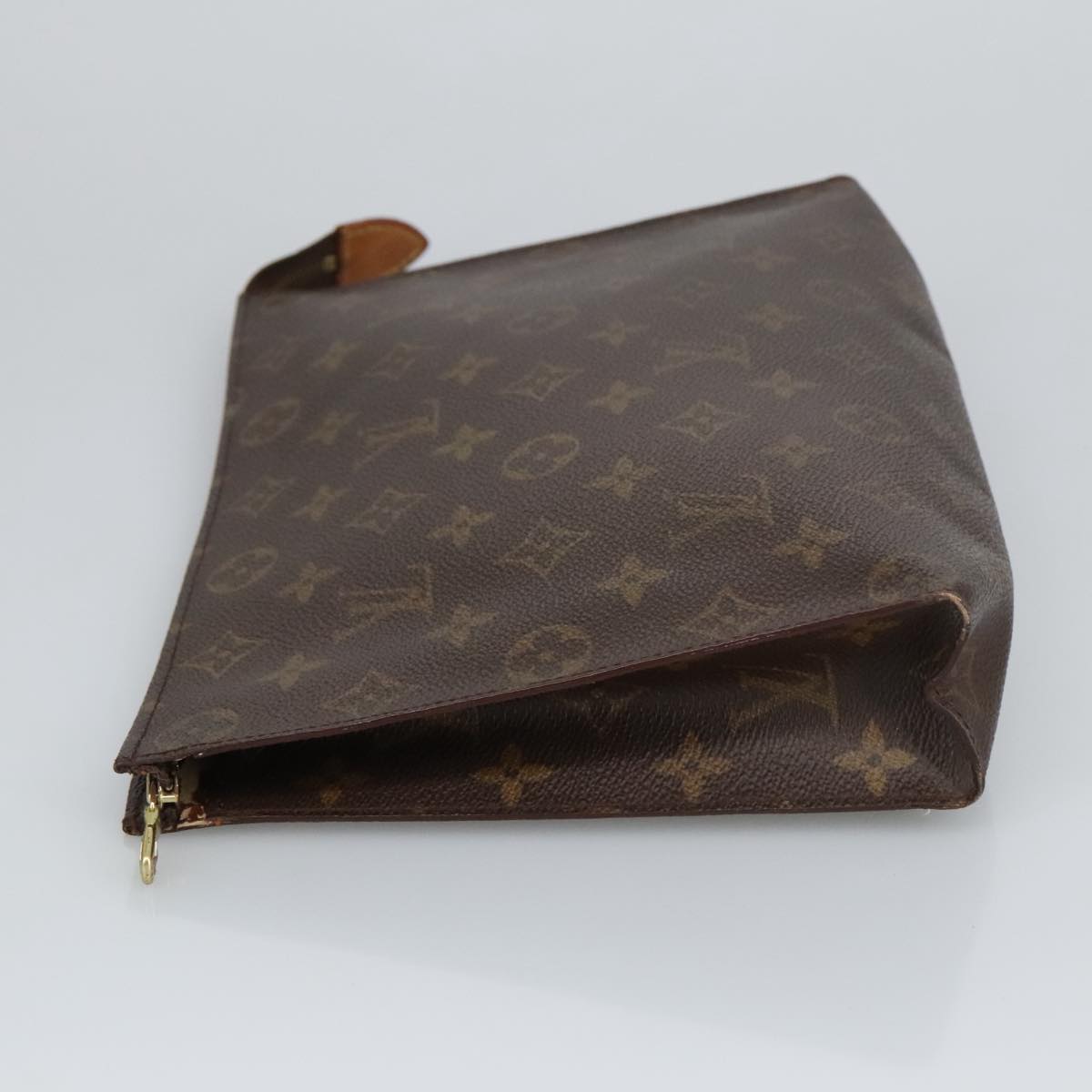 LOUIS VUITTON Monogram Poche Toilette 26 Pouch M47542 LV Auth 98021