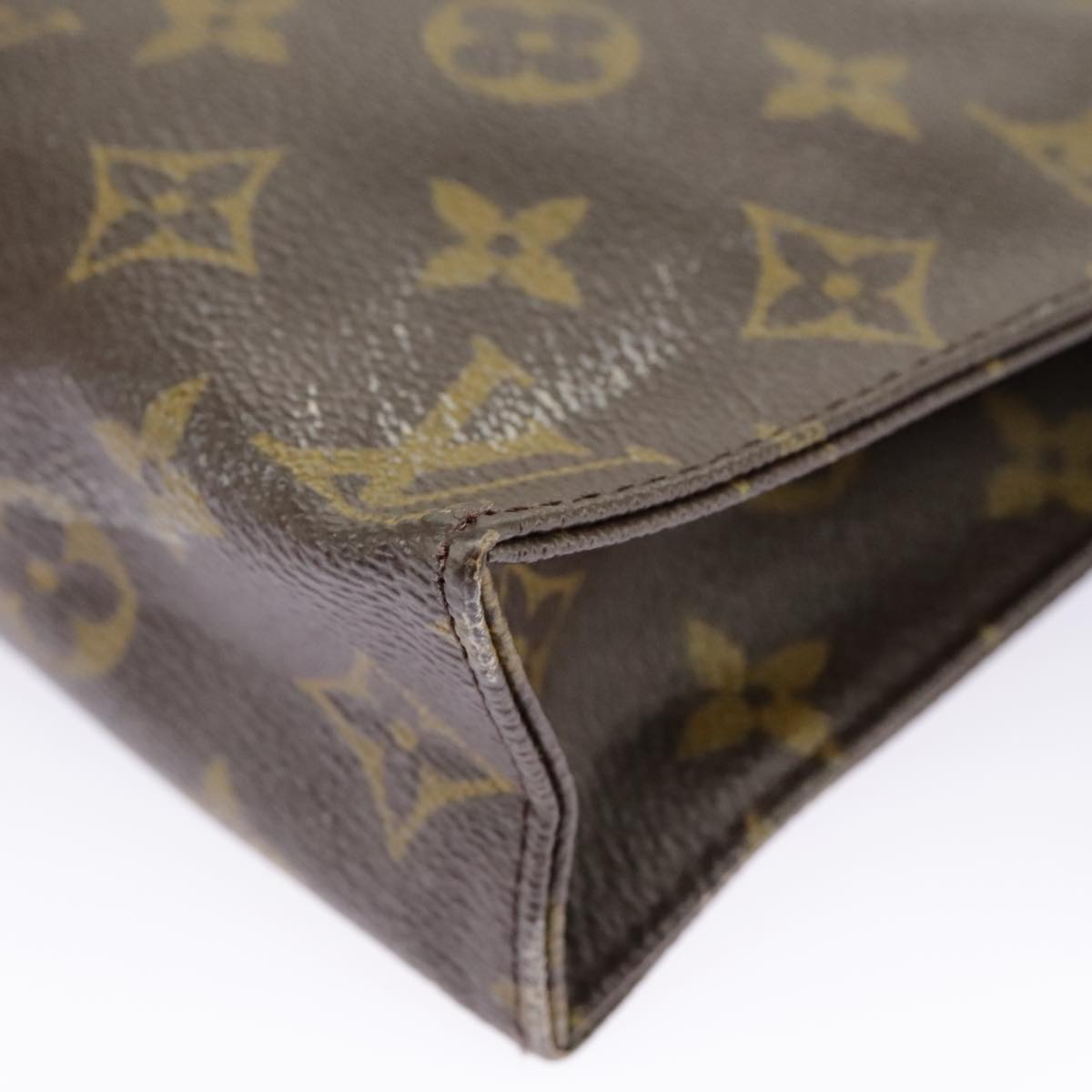 LOUIS VUITTON Monogram Poche Toilette 19 Pouch M47544 LV Auth 98022