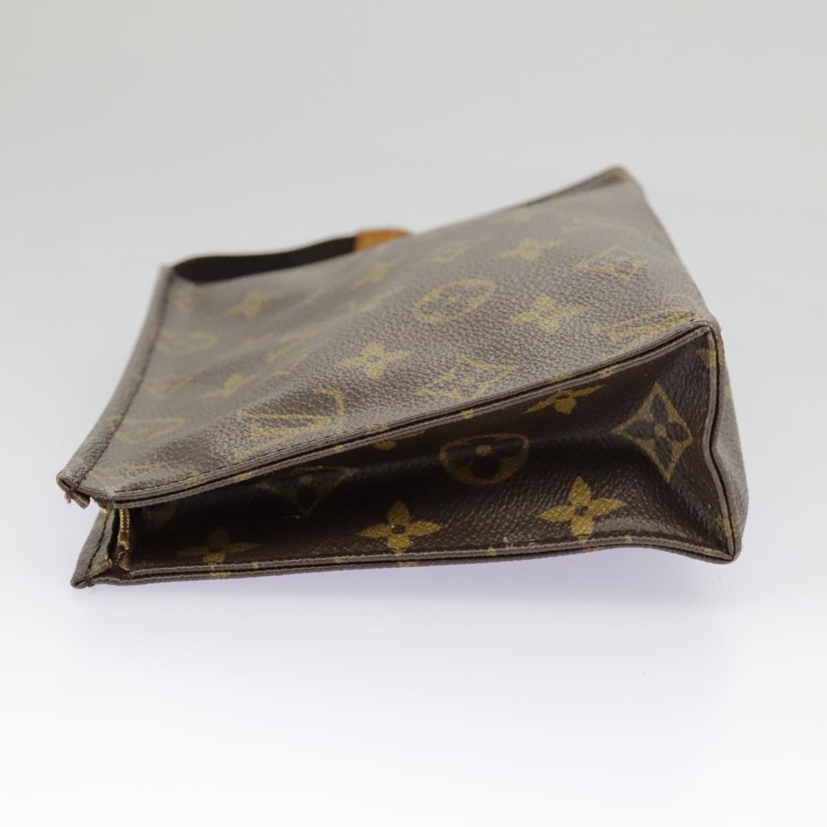 LOUIS VUITTON Monogram Poche Toilette 19 Pouch M47544 LV Auth 98022