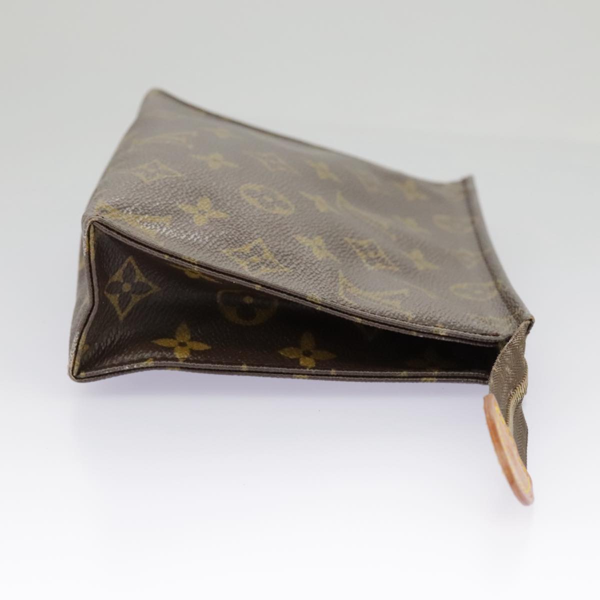 LOUIS VUITTON Monogram Poche Toilette 19 Pouch M47544 LV Auth 98022