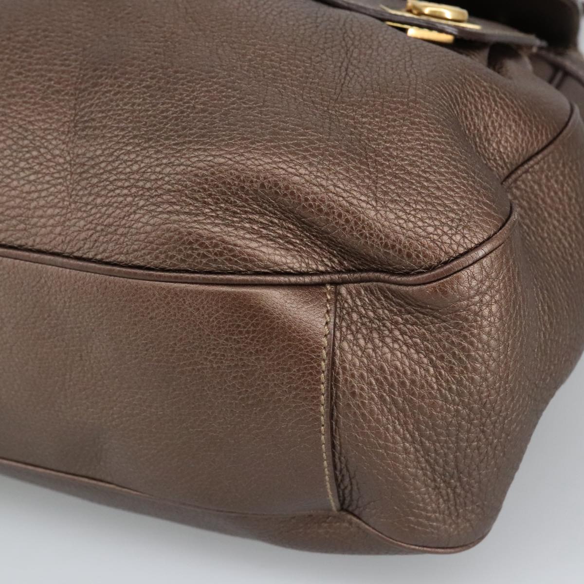 Salvatore Ferragamo Gancini Shoulder Bag Leather Brown Gold Auth 98117A