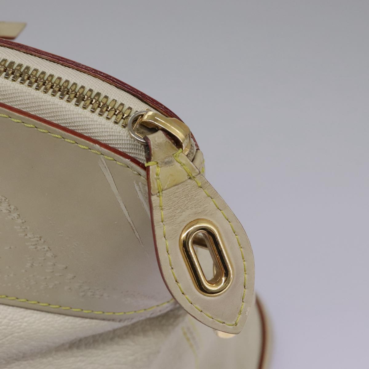LOUIS VUITTON Suhari Lockit Hand Bag Leather White M91874 LV Auth 98231
