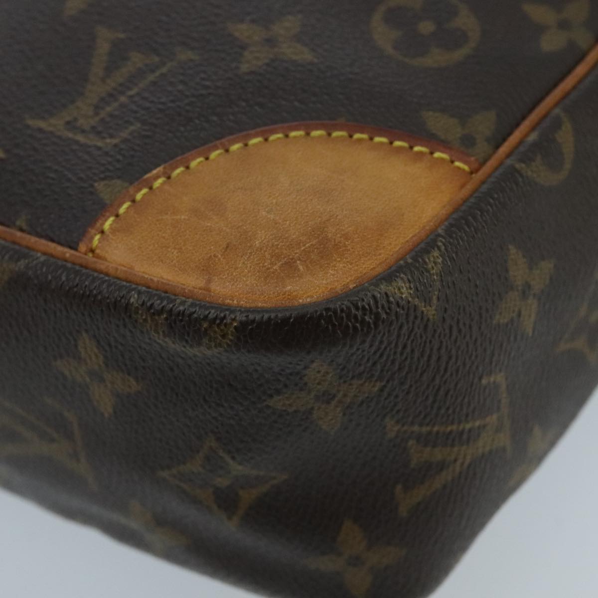 LOUIS VUITTON Monogram Trocadero 30 Shoulder Bag M51272 LV Auth 98338