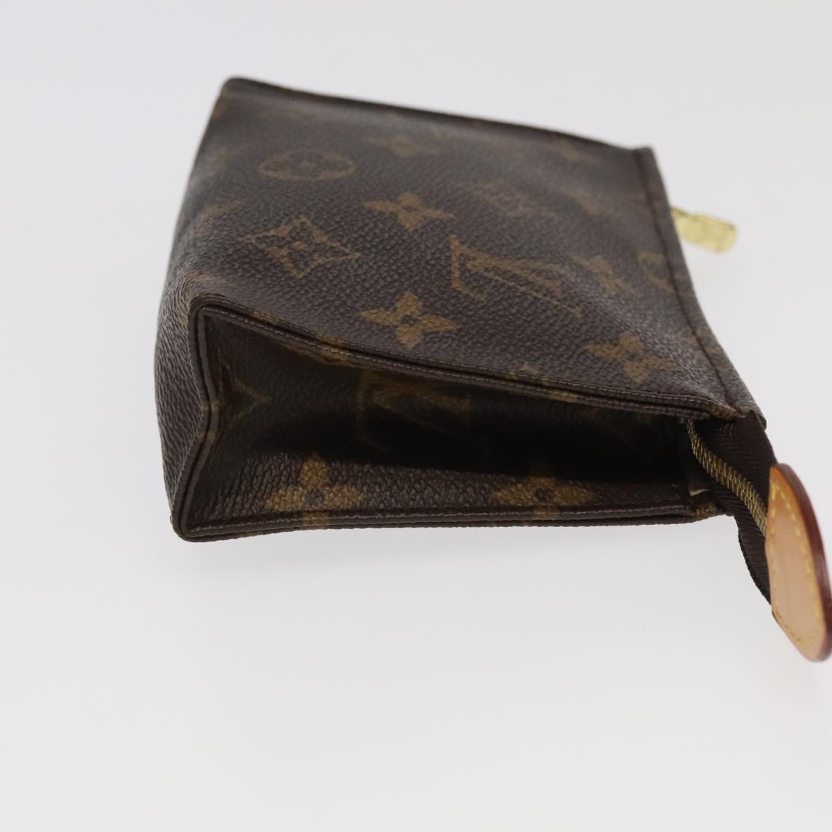 LOUIS VUITTON Monogram Poche Toilette 15 Pouch M47546 LV Auth 98463