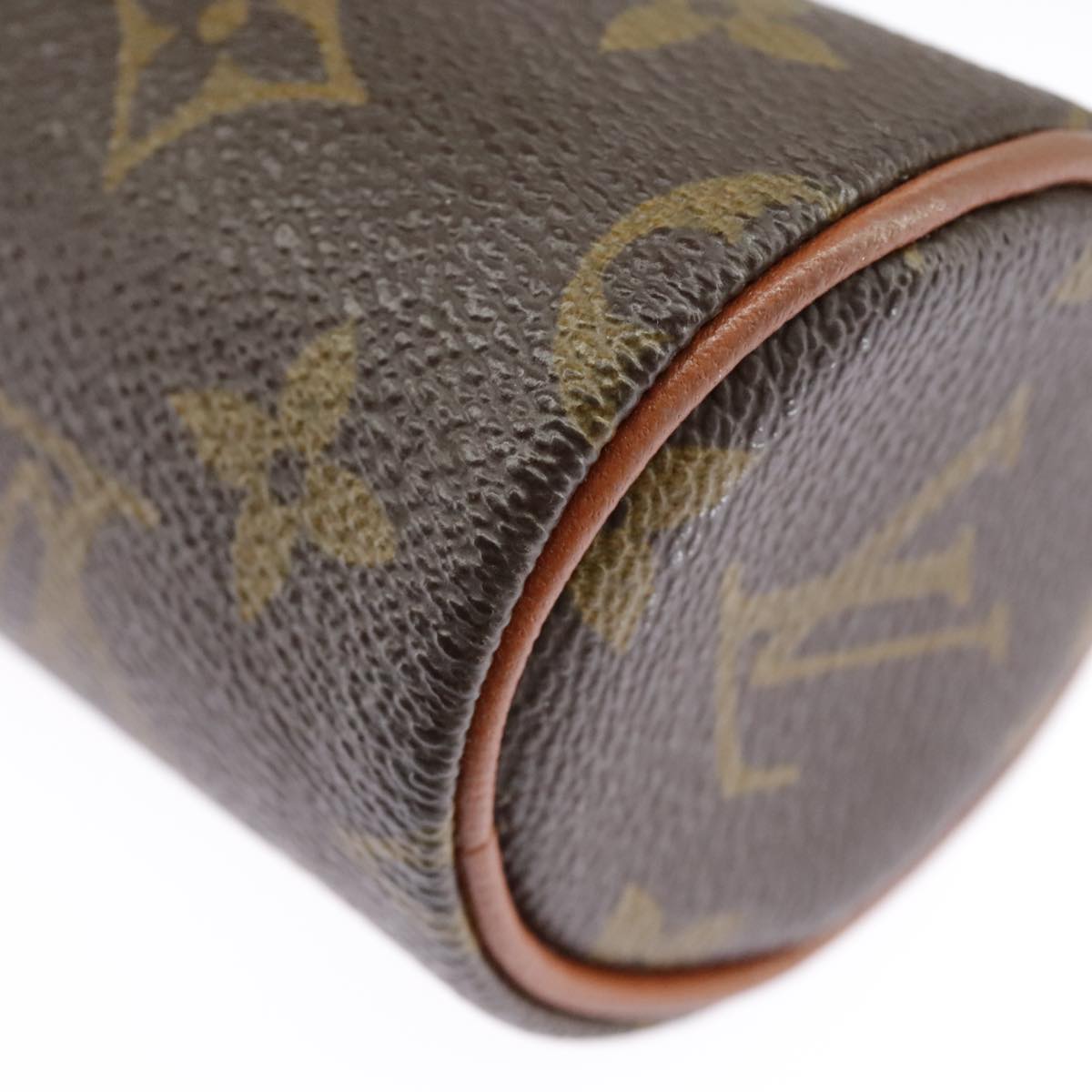 LOUIS VUITTON Monogram Papillon Pouch LV Auth 98497